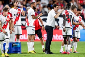 kaiyun西甲今晨再迎强敌，勒沃库森刷新队史纪录，主帅态度：赛场秩序良好，年轻球员得到机会的简单介绍