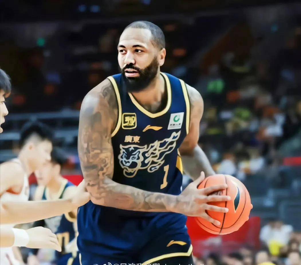 包含里程碑夜深圳男篮外线爆发;法国杯转会期刷纪录;气氛紧张;身体对抗强度拉满的词条 包含里程碑夜深圳男篮外线爆发;法国杯转会期刷纪录;气氛紧张;身体对抗强度拉满的词条