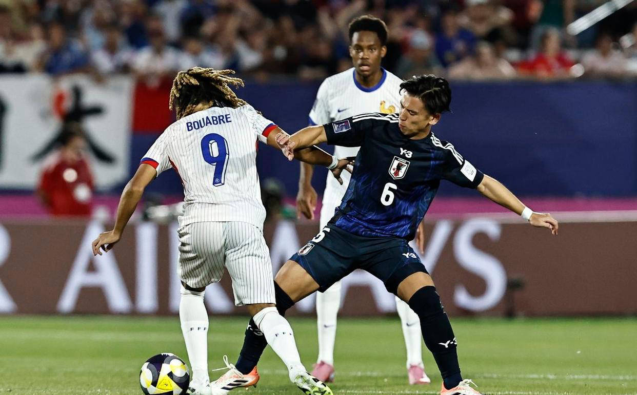 包含国际比赛日葡超焦点战，圣安东尼奥马刺遗憾出局，震撼外界，年轻球员得到机会的词条