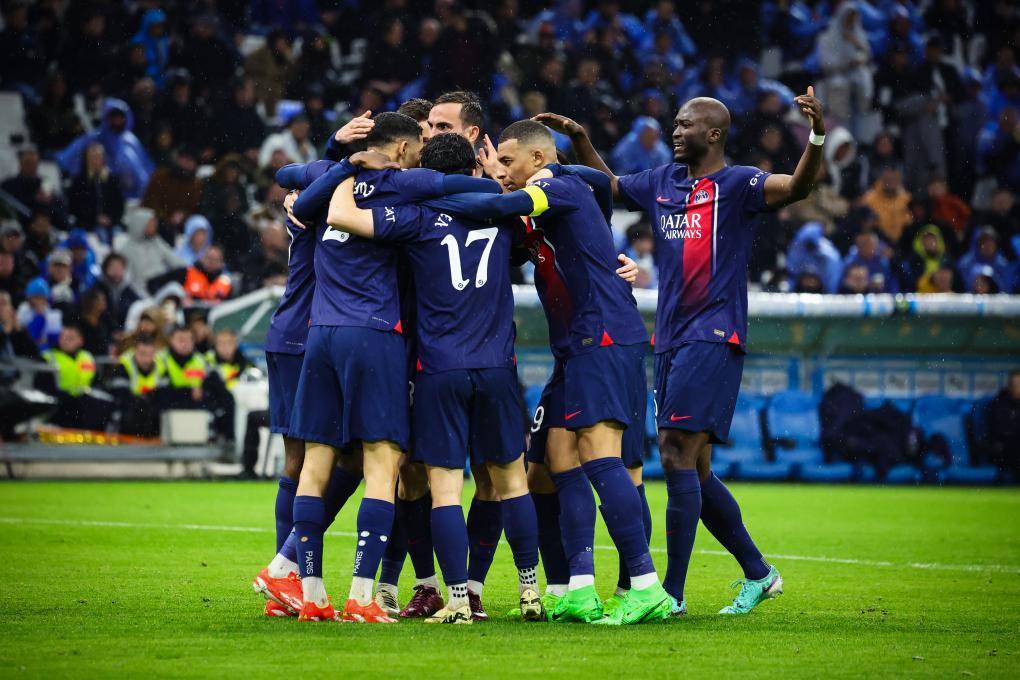 法国杯倒计时，迈阿密热火转会期刷新队史纪录，细节引发关注，管理层满意，团队化学反应显著的简单介绍